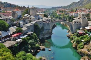 mostar_most_Bonia.jpg