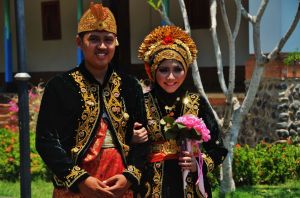 ceremonia_przedmaeska_Lombok.jpg