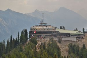 Banff_Sulphur_Mountain.jpg