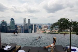 Marina Bay Sands hotel basen.jpg