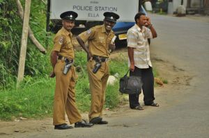 policjanci_ella_sri_lanka.jpg