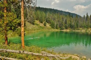 Valley_of_5_akes_Jezioro_2.jpg