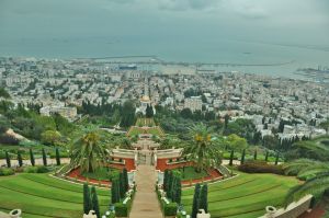 bahaia_gardens_z_gry__Haifa.jpg