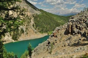 Banff_NP_Agnes_Lake.jpg