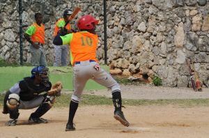 Bayahibe_baseball_palkarz_2.jpg