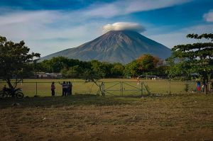 Ometepe wulkan Concepción 1.jpg