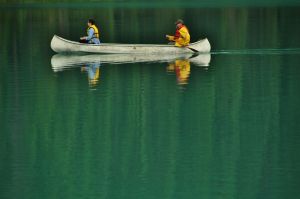 Emerald_Lake_kajak.jpg