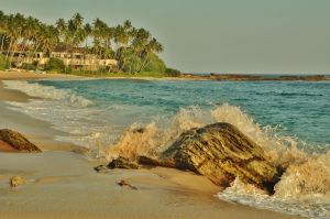 silent_beach_sri_lanka.jpg